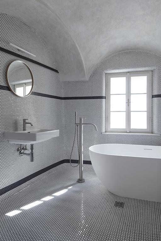 Stajnhaus Hotel Mikulov Luaran gambar