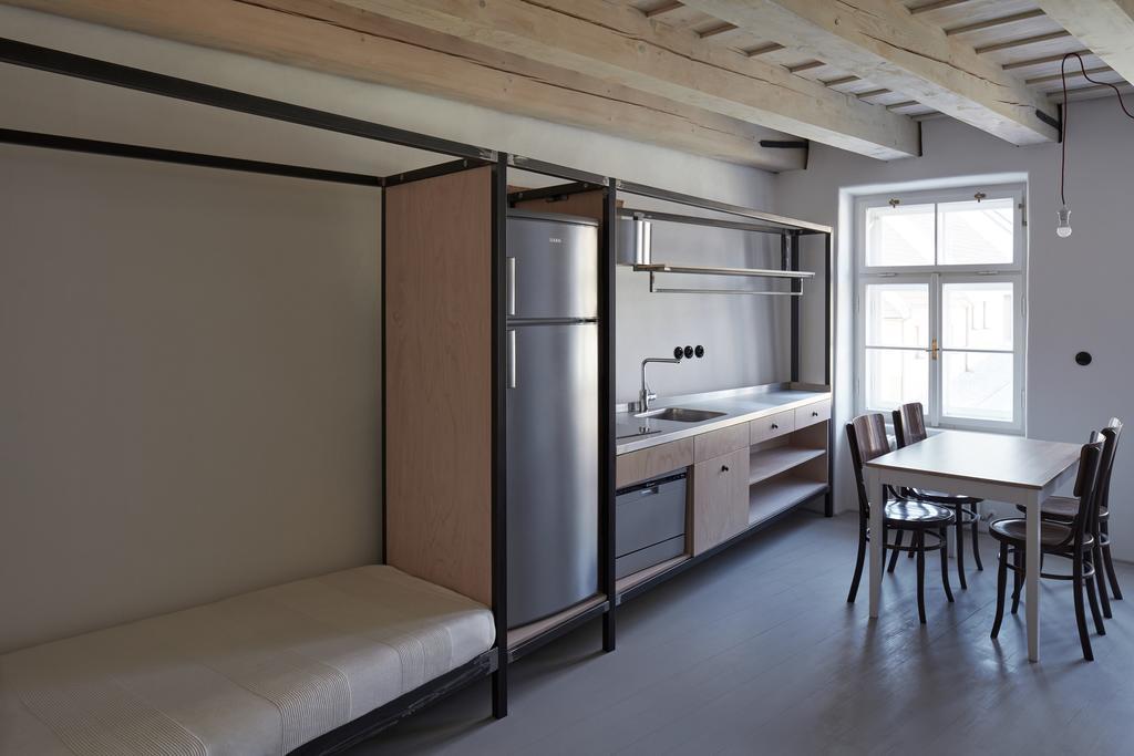 Stajnhaus Hotel Mikulov Luaran gambar