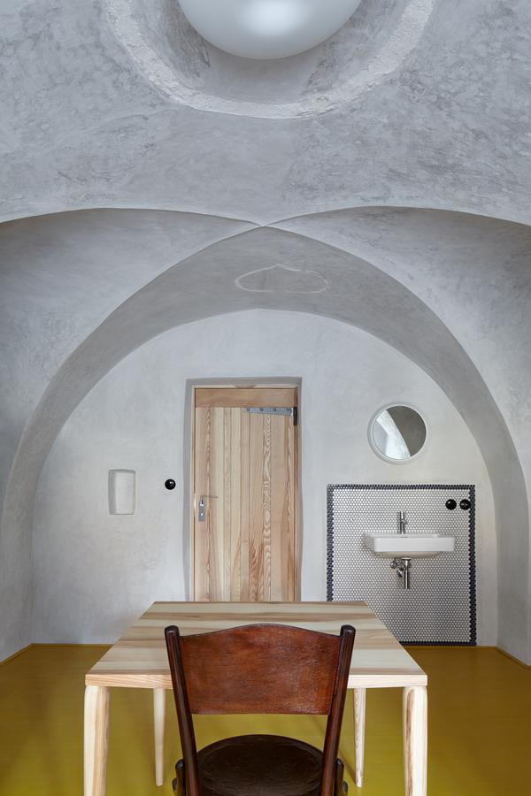 Stajnhaus Hotel Mikulov Luaran gambar